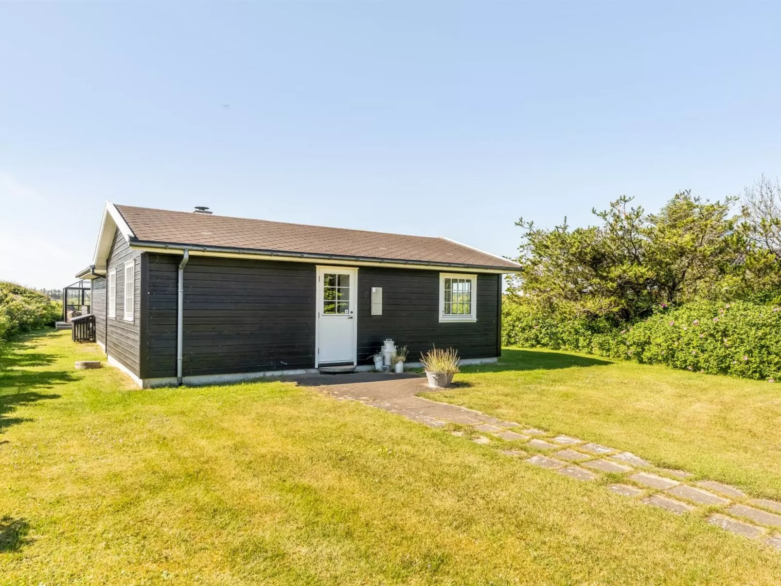 "Mata" - 700m from the sea