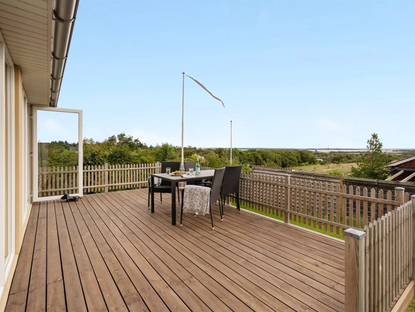 "Dagne" - 400m to the fjord