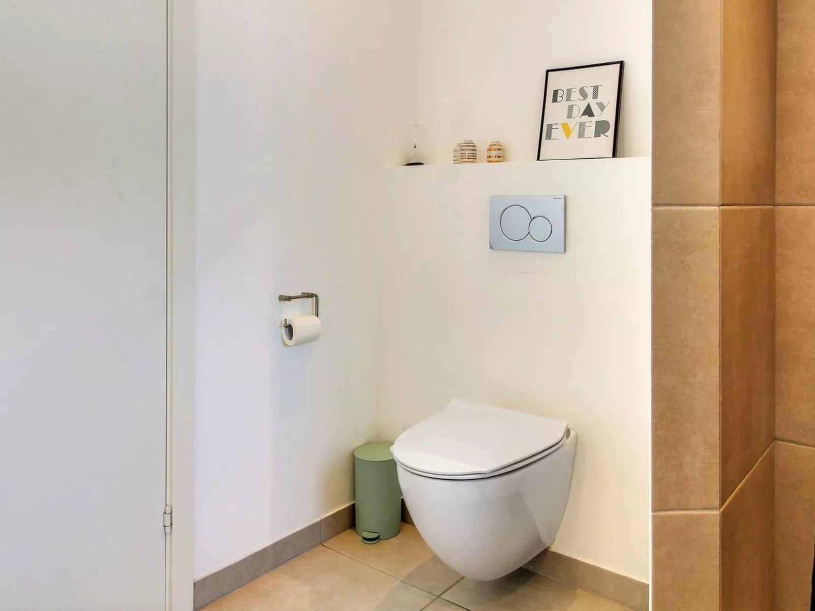 "Thorfin" - 200m from the sea