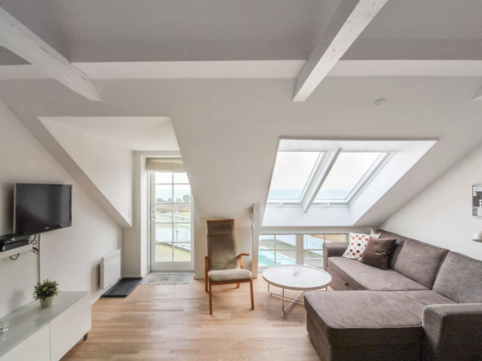 "Hertha" - 500m from the sea