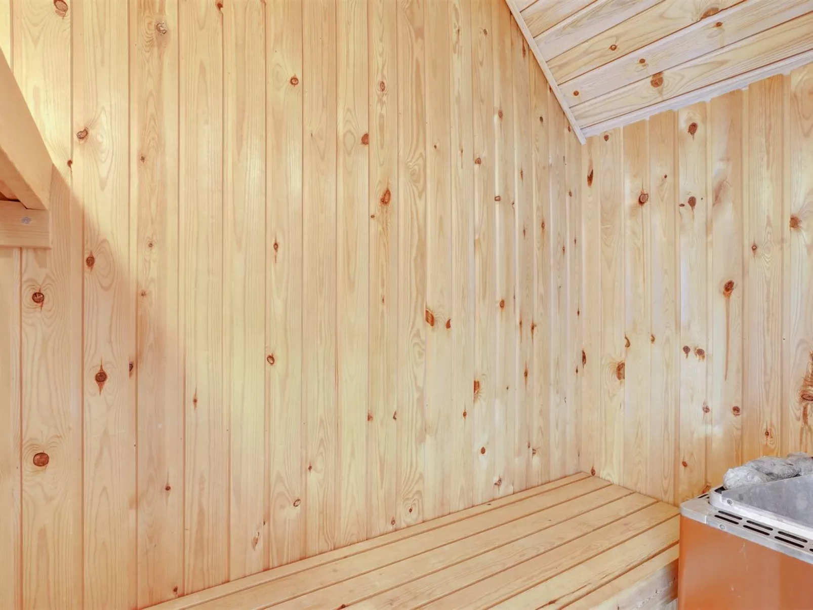 "Vladan" - 1.6km from the sea