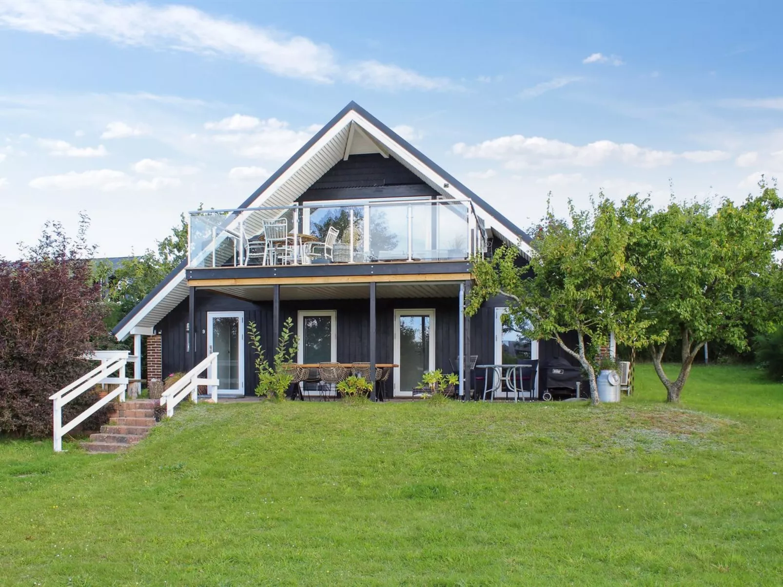 "Rawald" - 200m from the sea