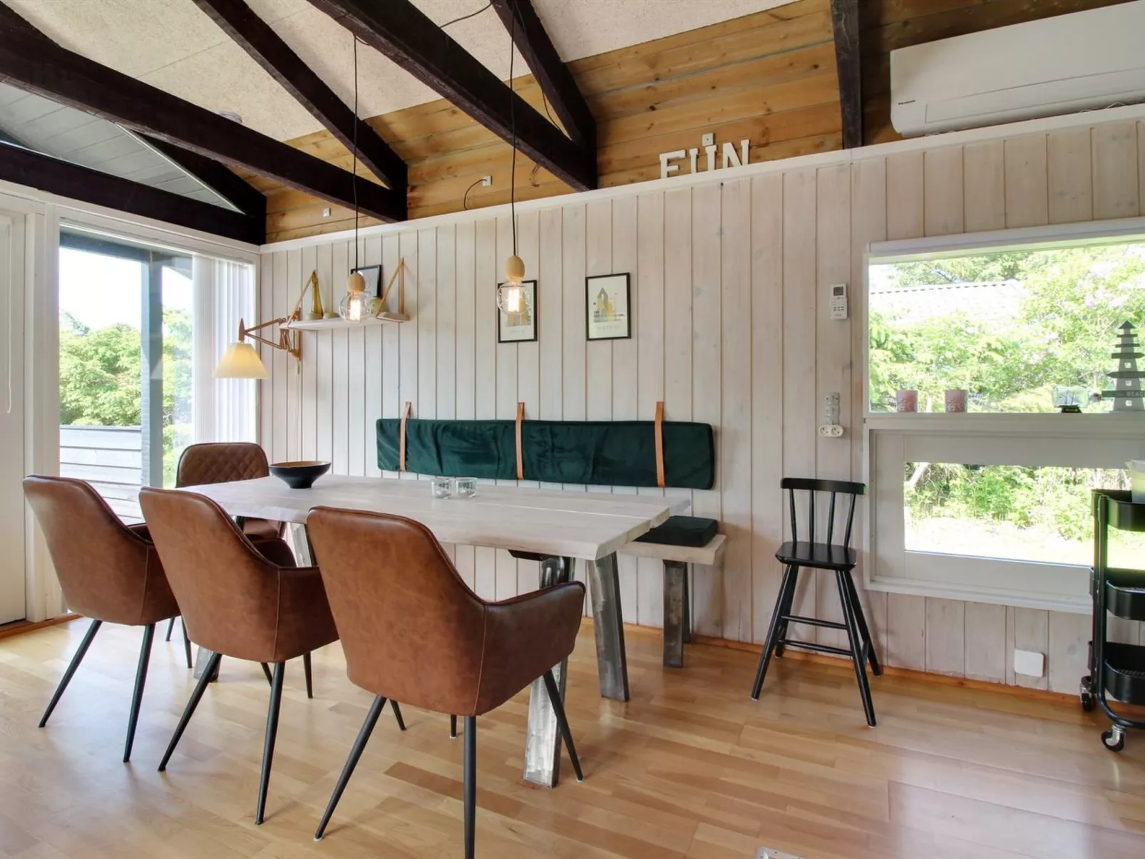 "Eyer" - 800m from the sea