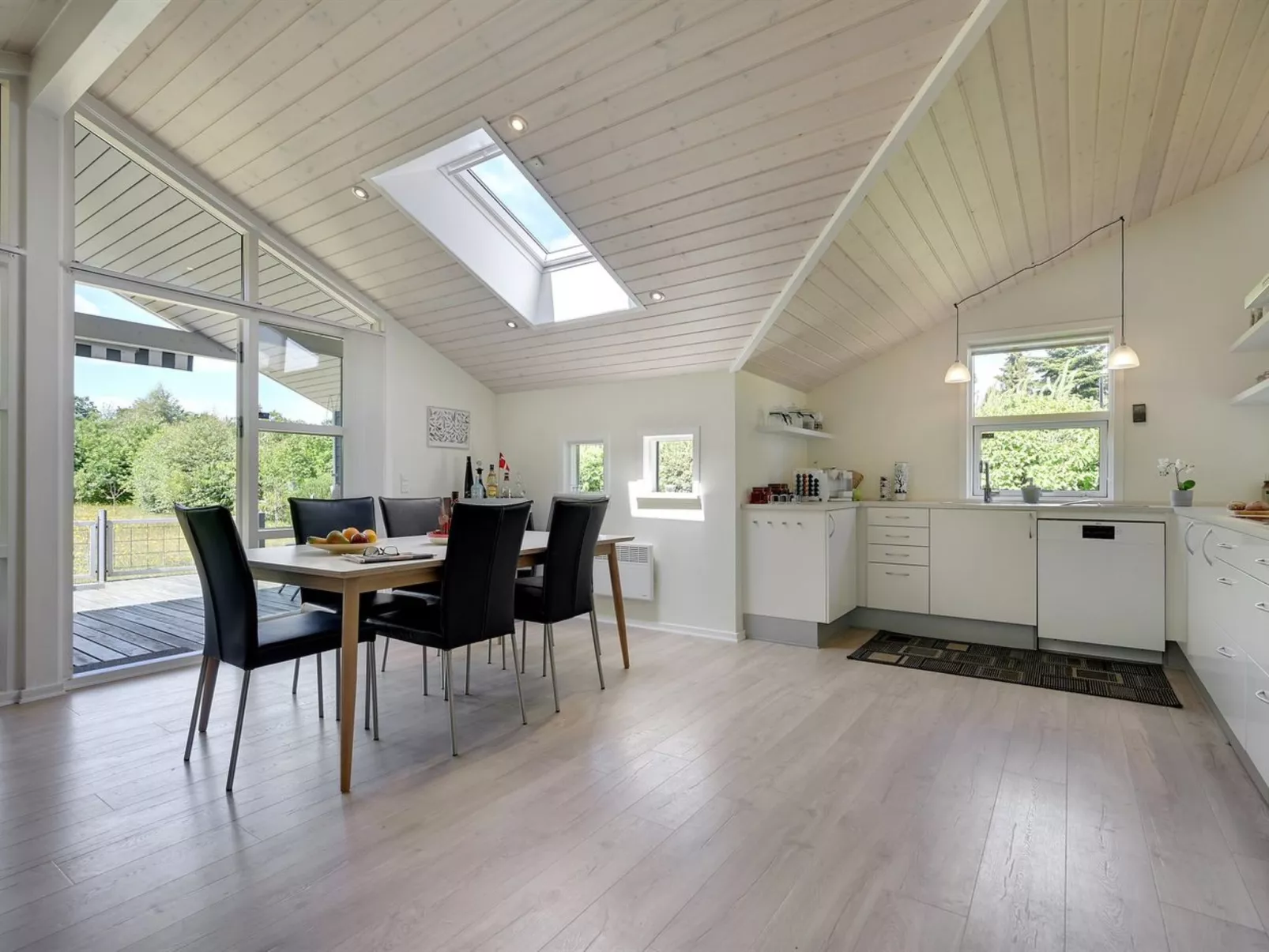 "Waltraud" - 500m from the sea