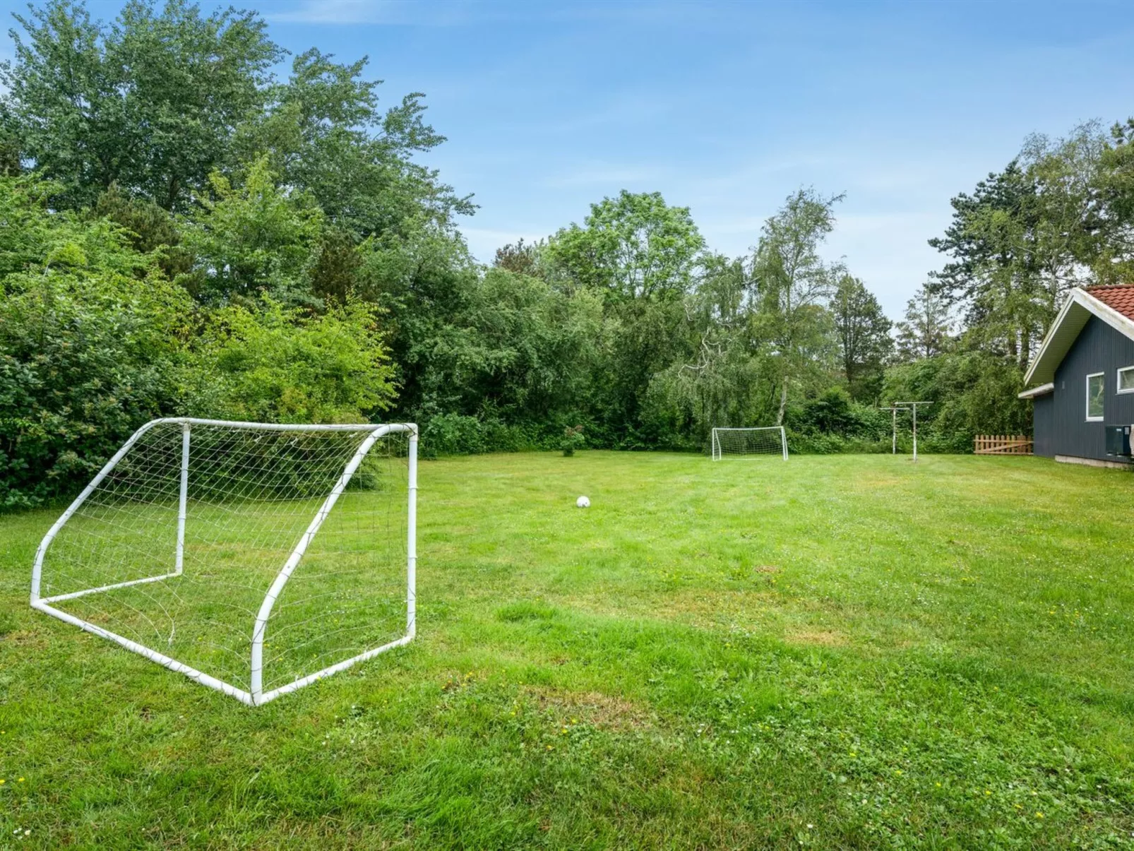 "Sverker" - 300m from the sea