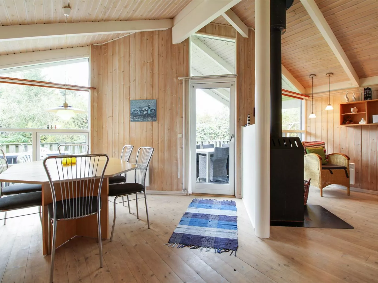 "Danika" - 800m from the sea