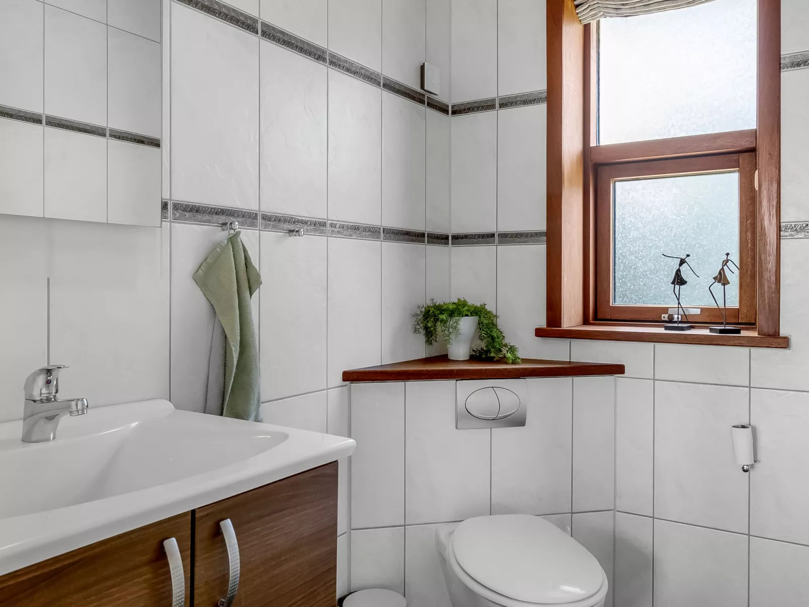 "Amundi" - 3.8km from the sea