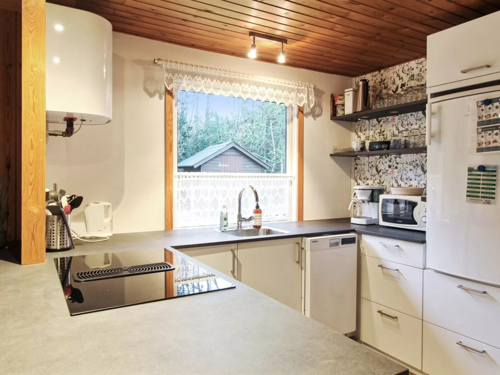 "Arie" - 500m from the sea