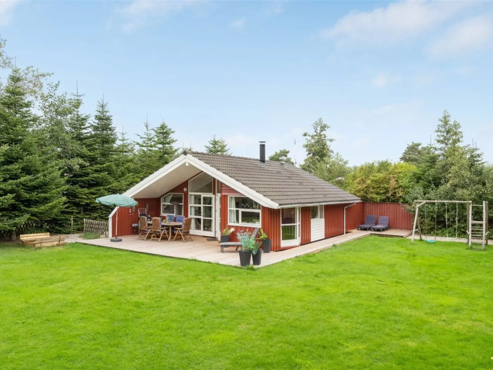 "Lyra" - 800m from the sea