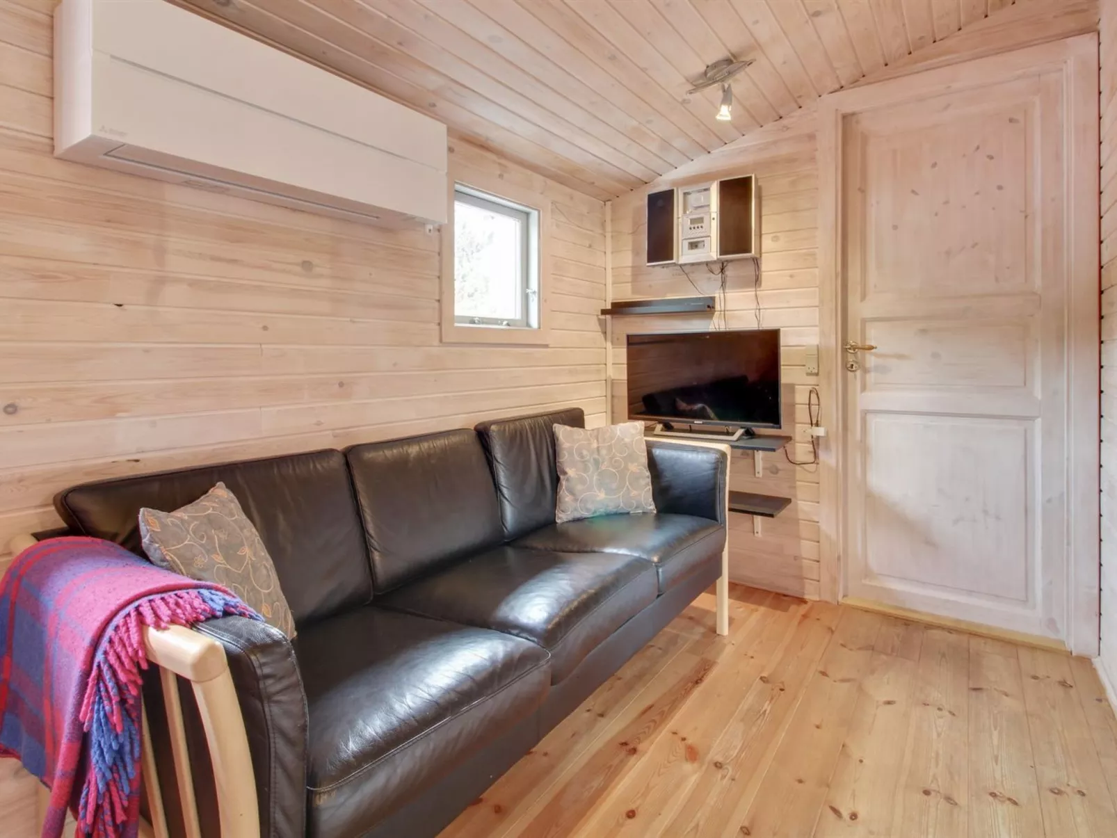 "Agir" - 600m from the sea