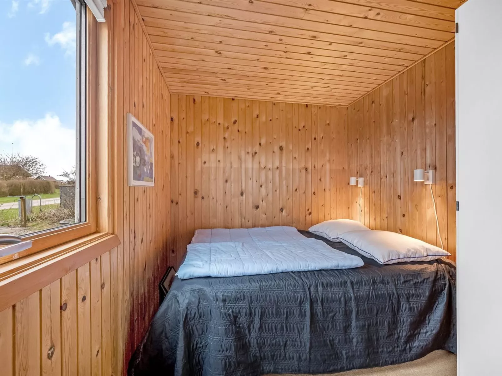 "Tanea" - 700m to the fjord