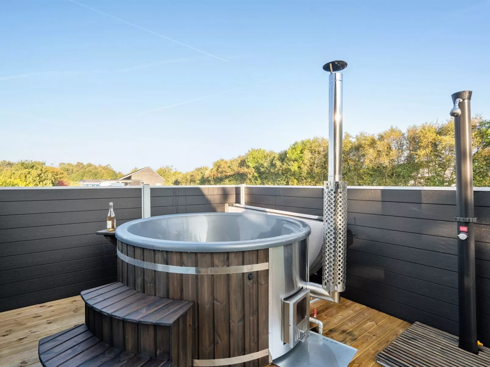 "Gela" - 1.3km to the fjord