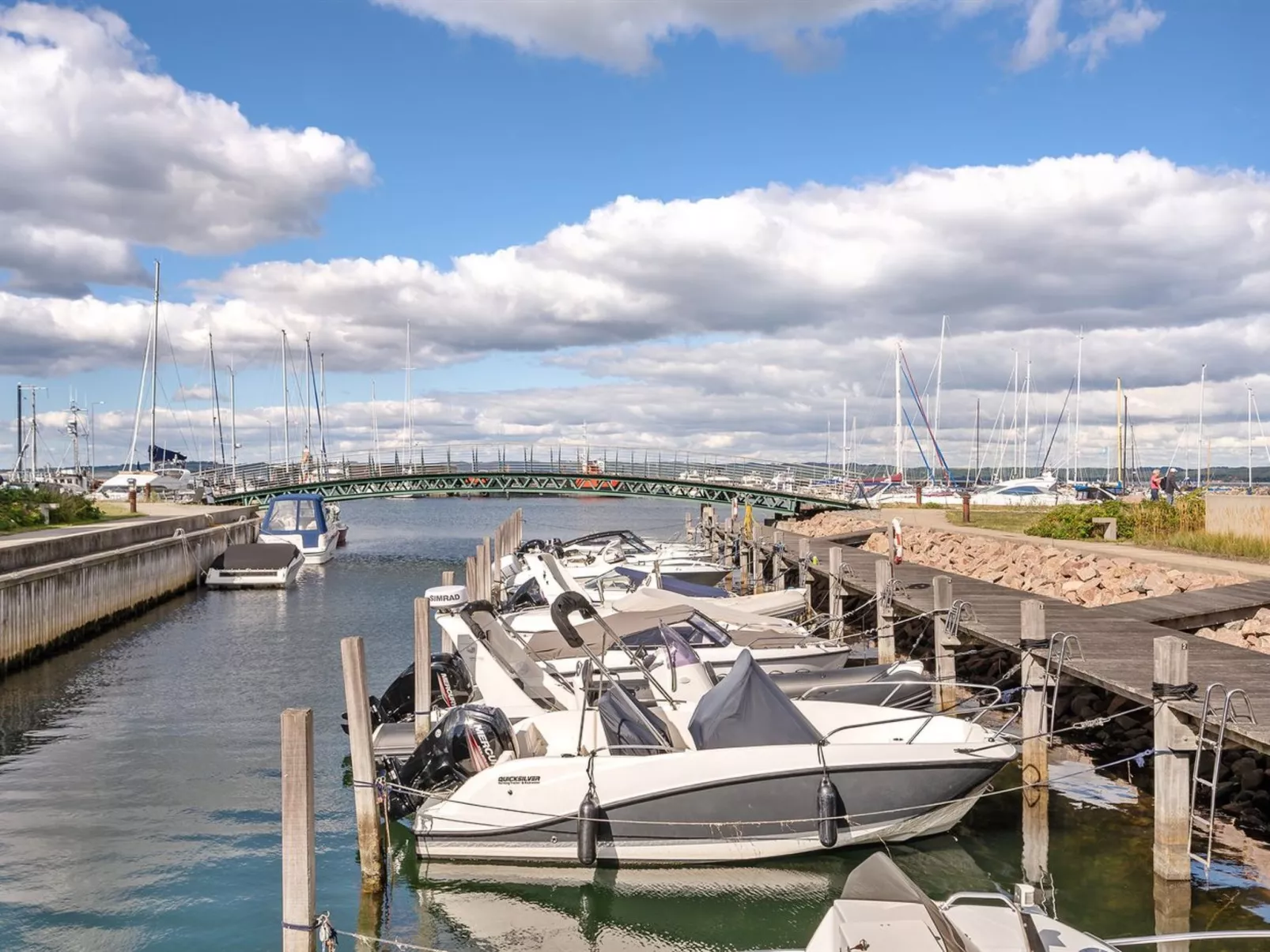 "Heigo" - 25m from the sea