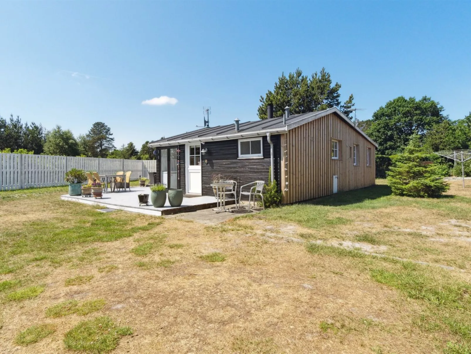 "Haidi" - 300m from the sea