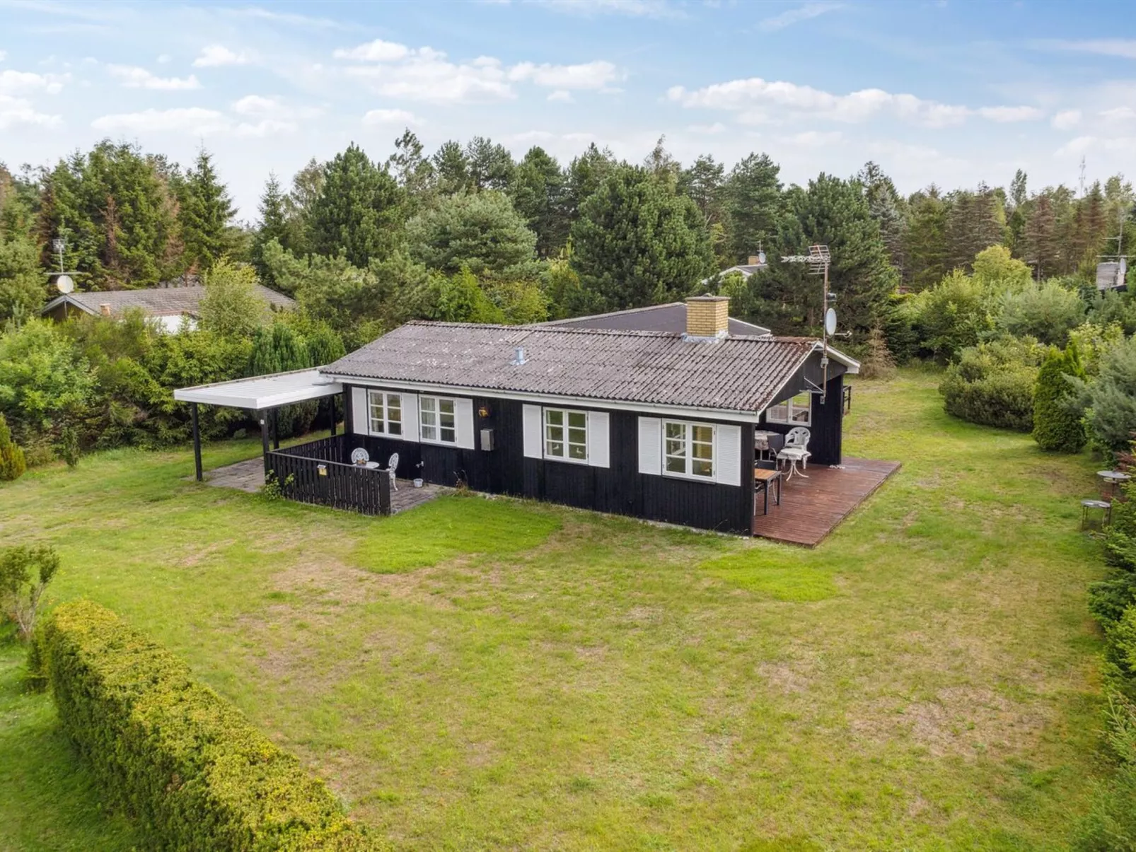 "Brunhilde" - 850m from the sea