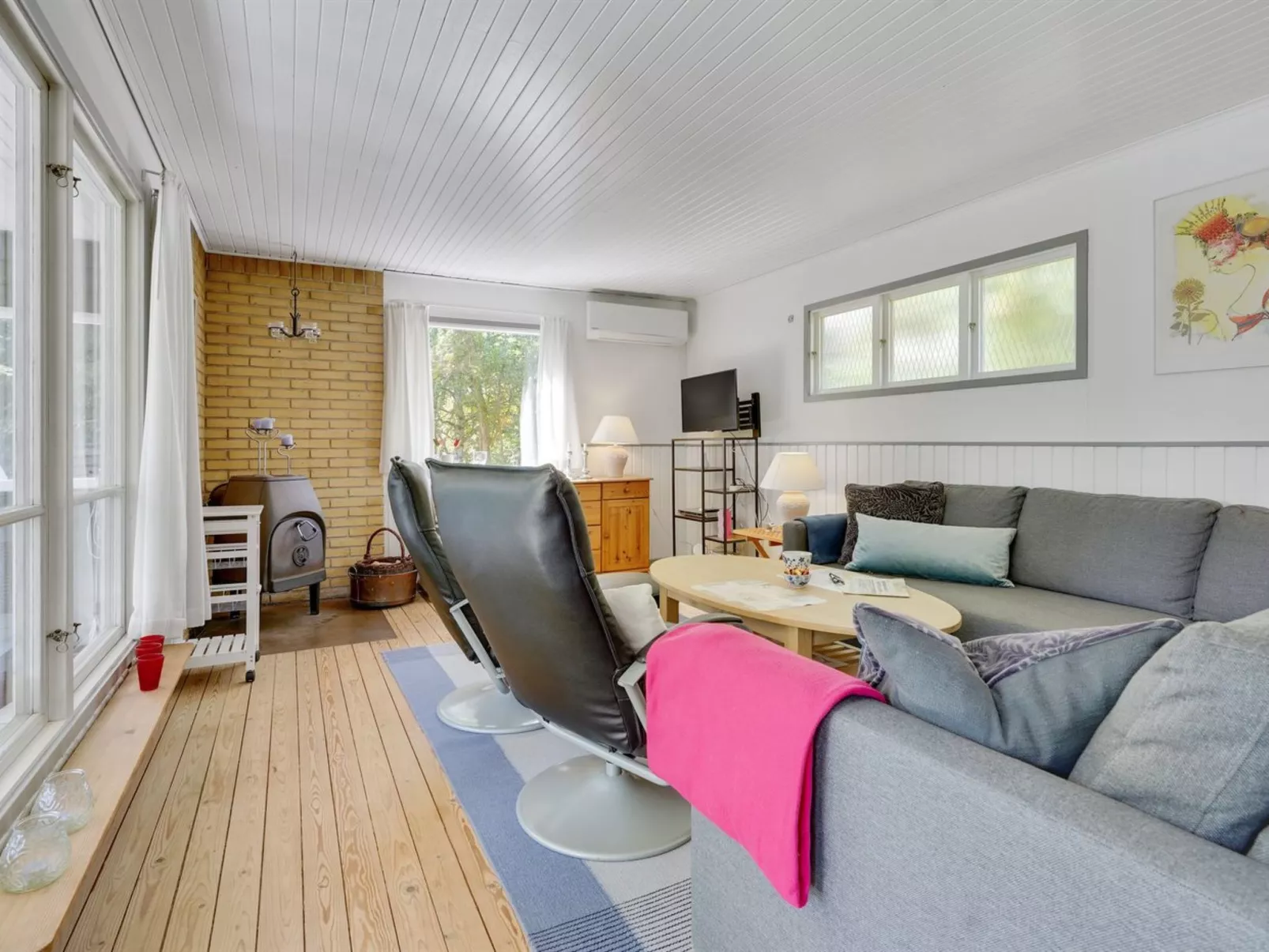 "Harri" - 700m from the sea