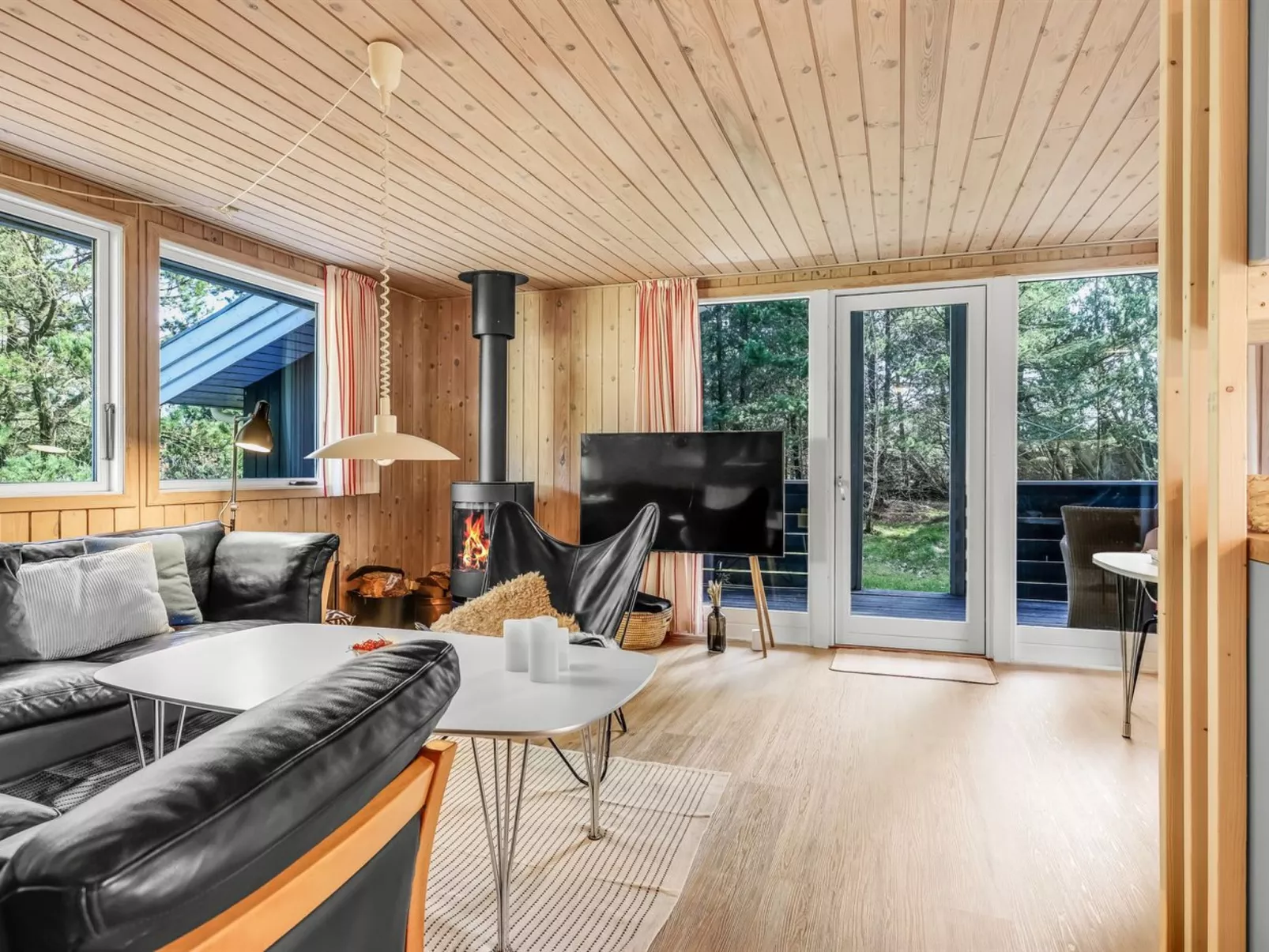 "Eriksine" - 1.9km from the sea