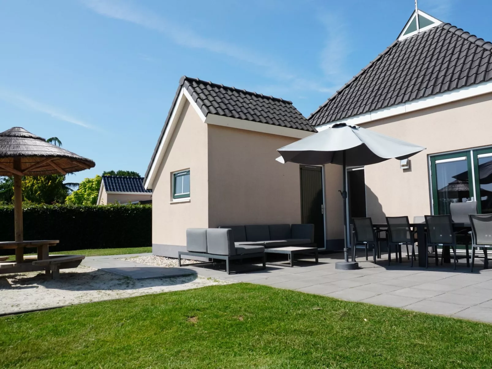 Lieskehuis Wellness de Luxe 10+2-Binnen