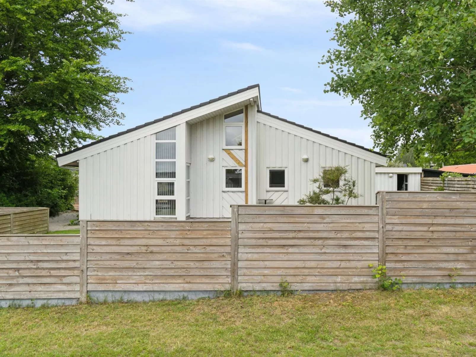 "Beske" - 130m from the sea