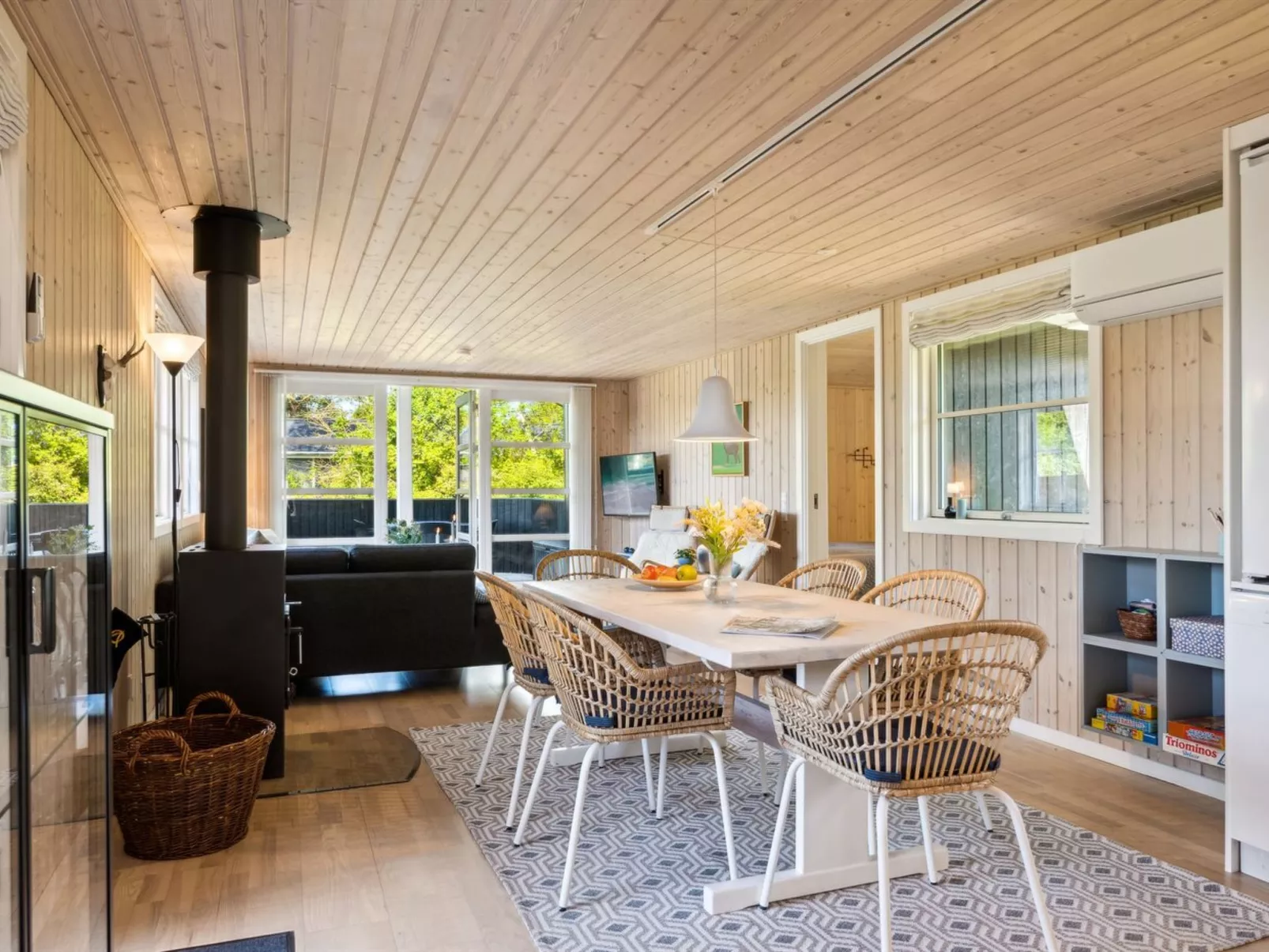 "Melvin" - 700m from the sea