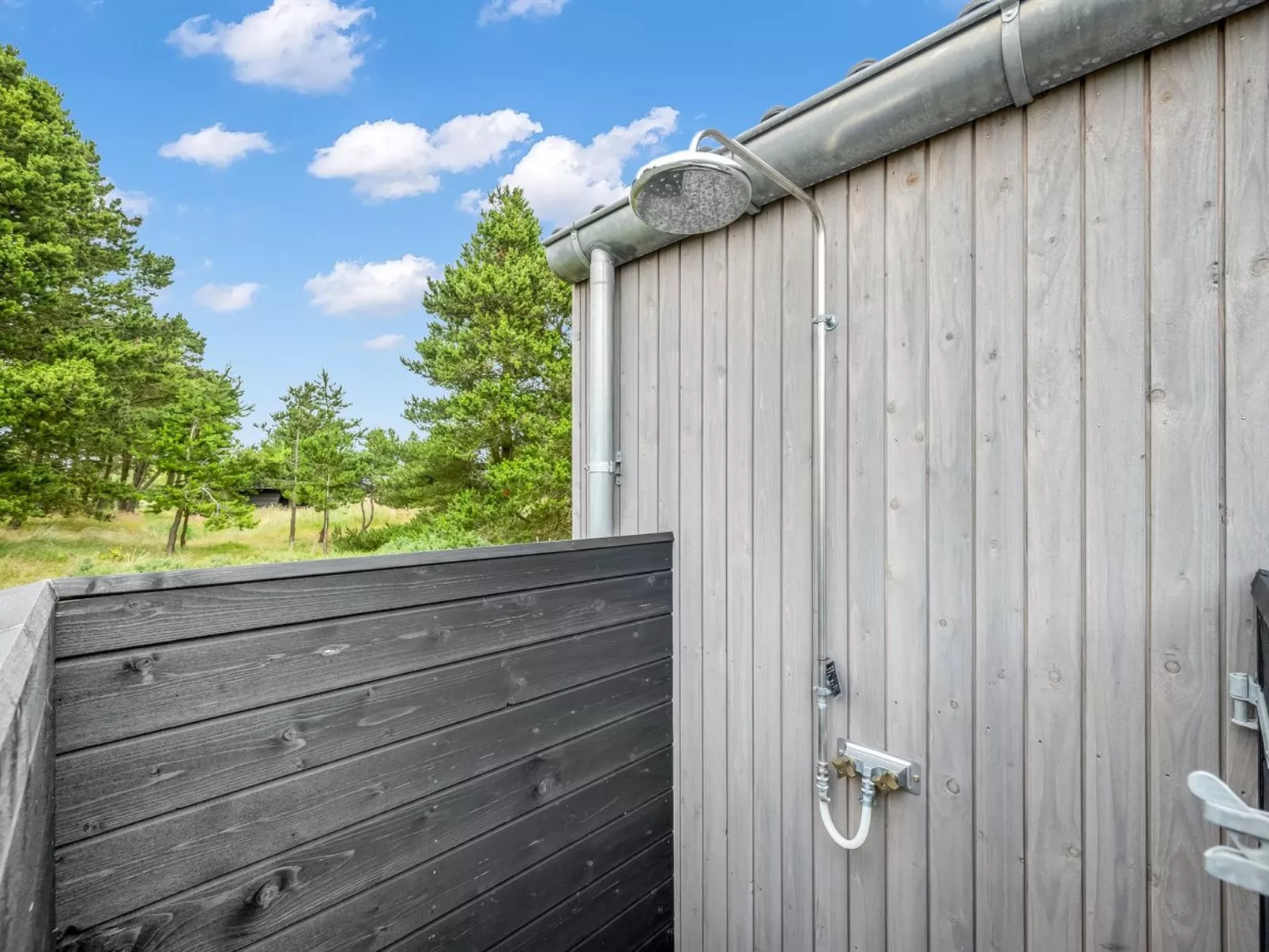 "Antonette" - 1.8km from the sea