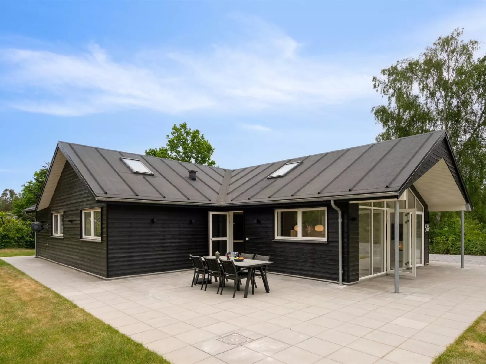 "Norna" - 350m from the sea