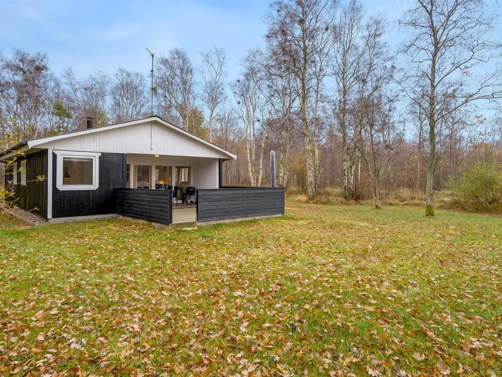 "Lonneke" - 800m from the sea