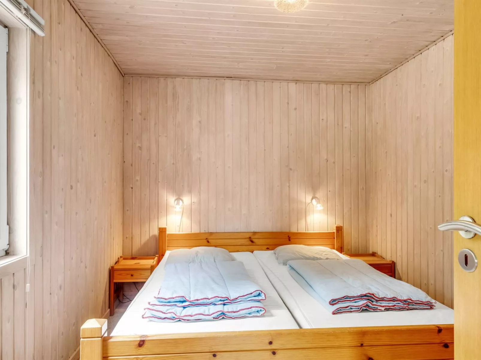 "Gisella" - 900m from the sea