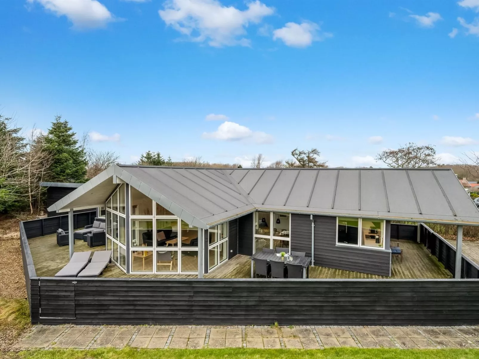 "Carlie" - 250m to the fjord