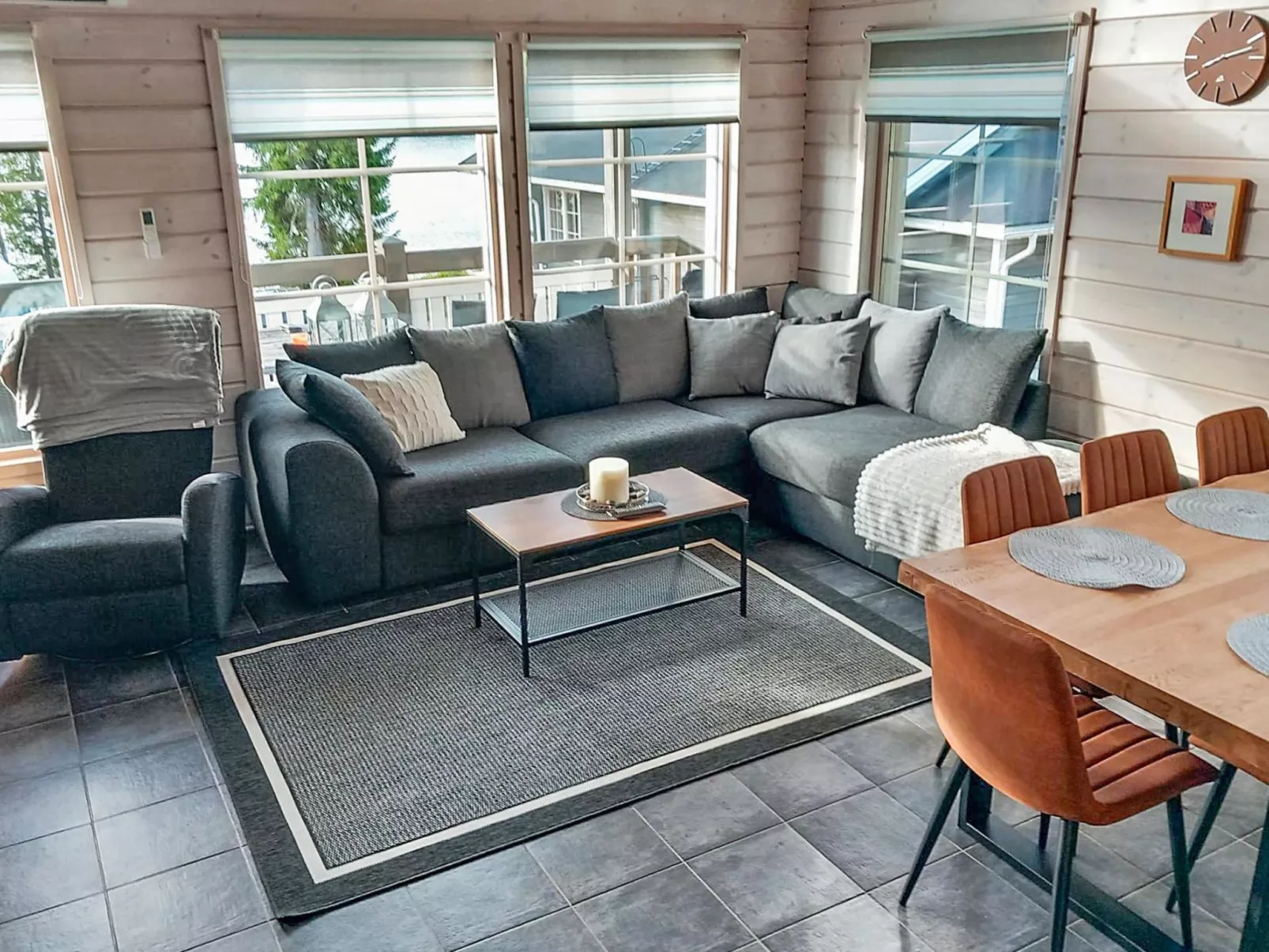 Aurinko-saaga 5 paritalo