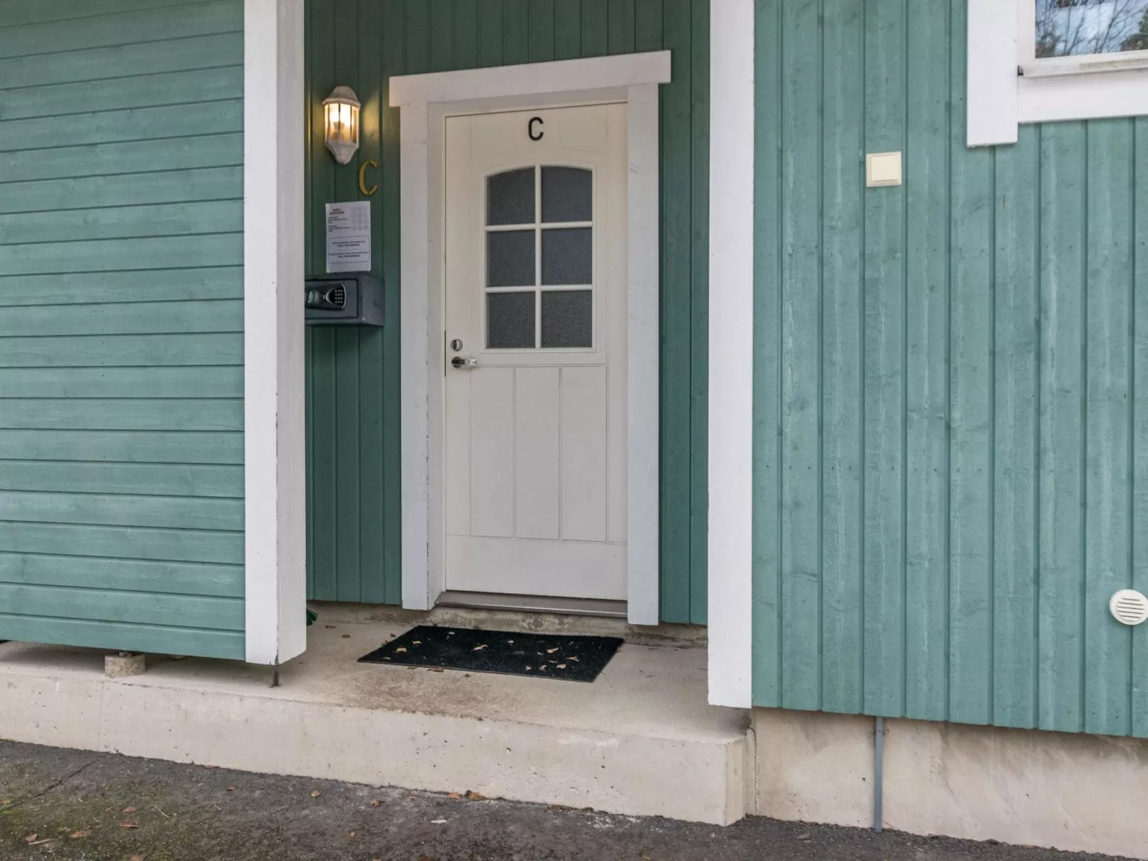 Kylpylän ullanrinne 12 c