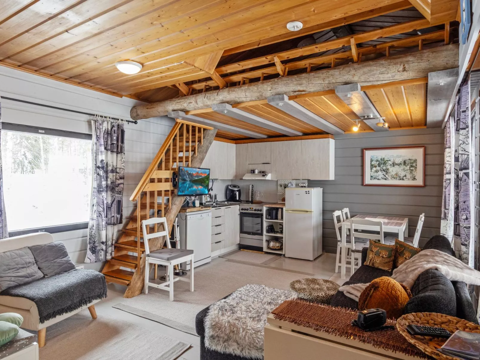 Mustalampi 5 satakieli