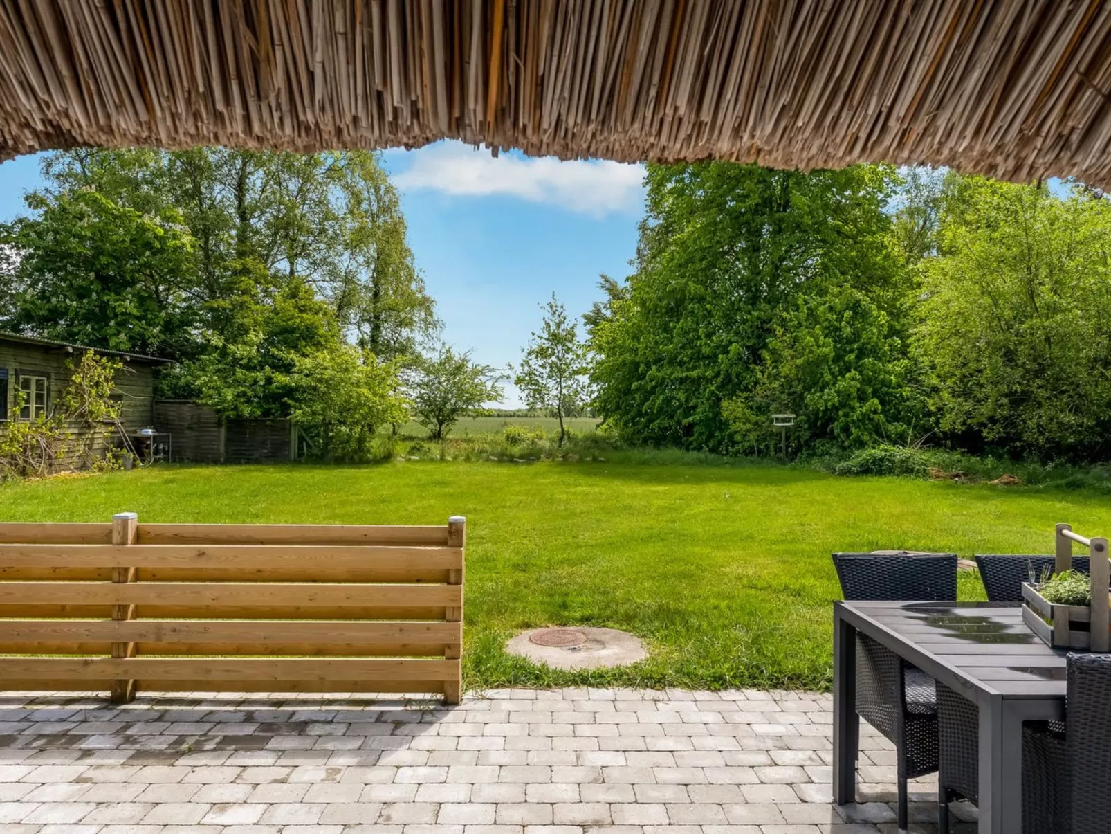 "Aatos" - 2km from the sea