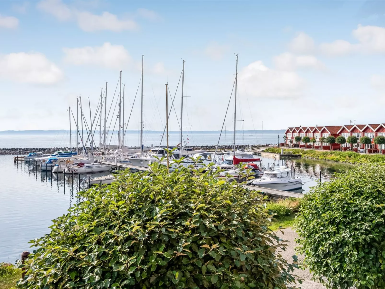 "Ulvi" - 15m from the sea