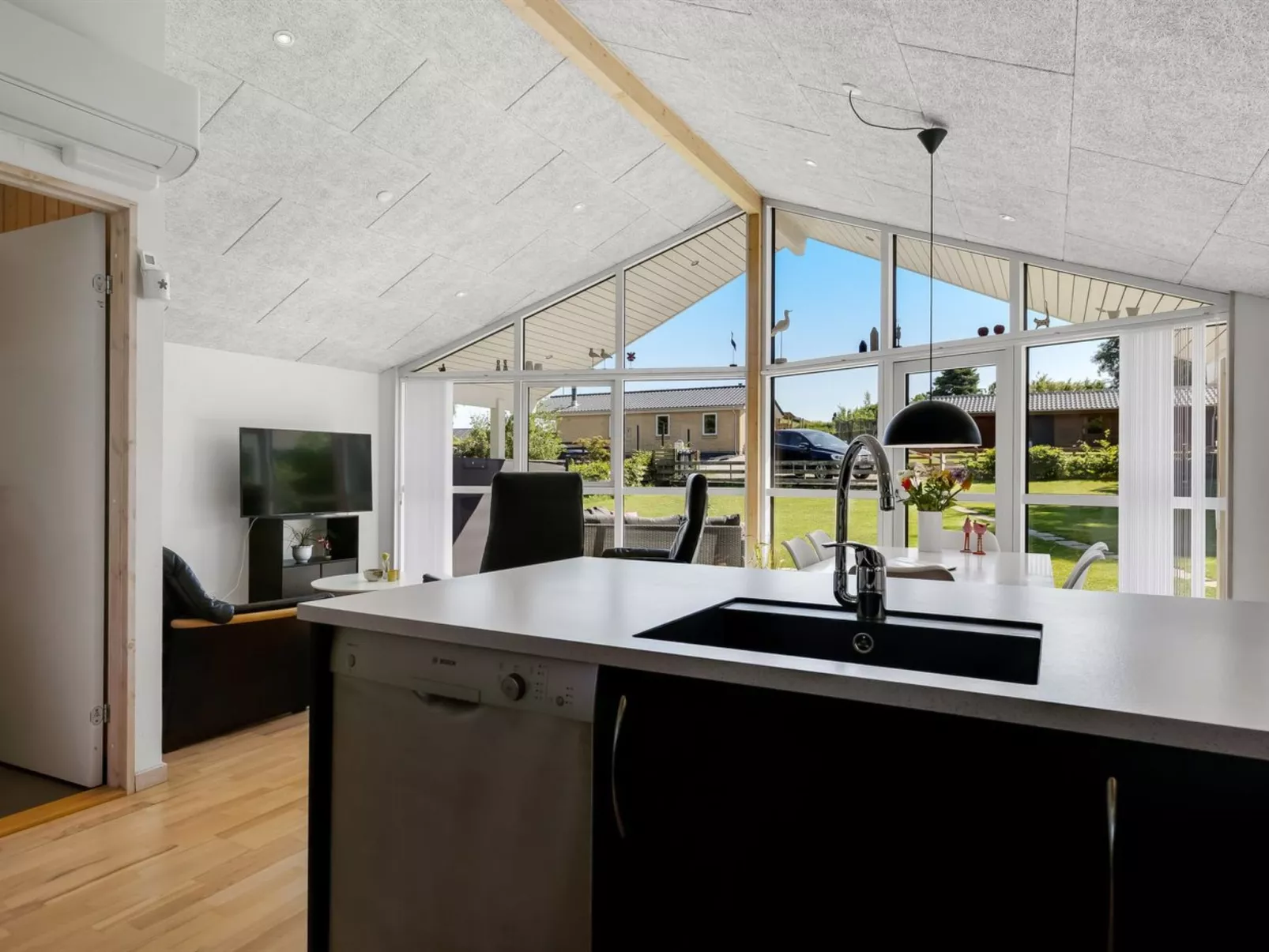 "Alfwin" - 300m from the sea