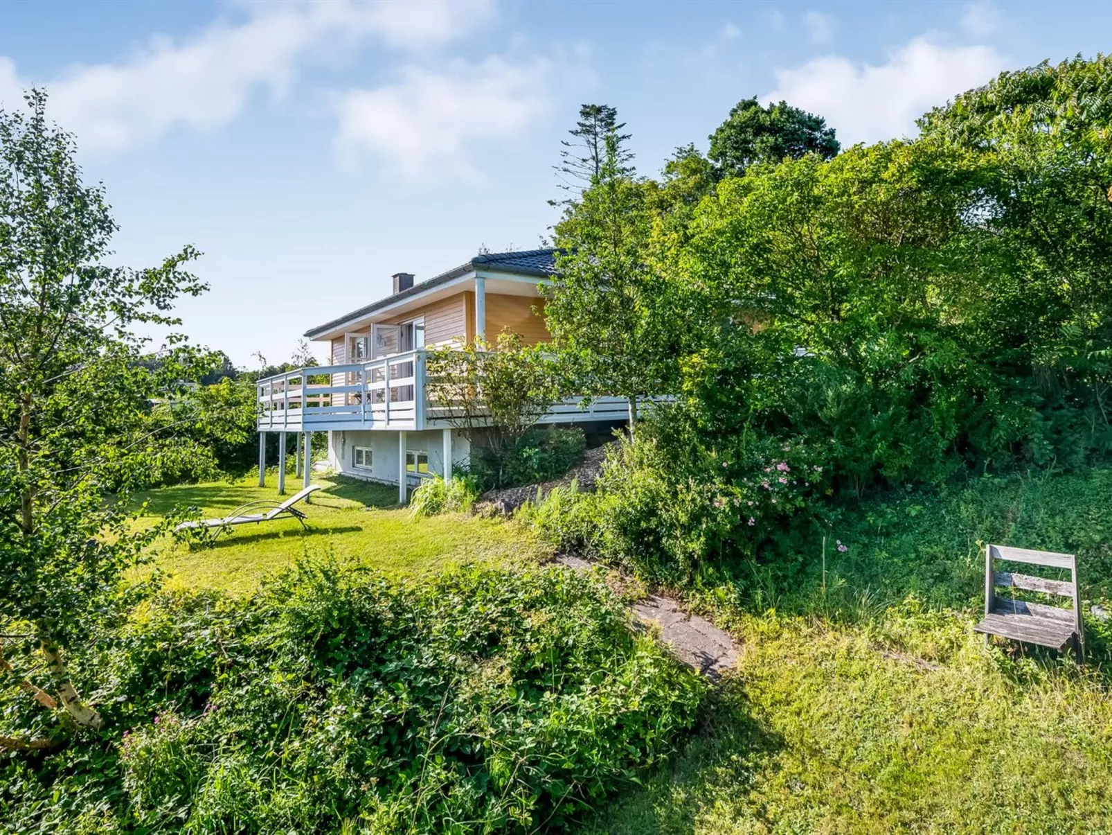 "Albert" - 300m from the sea