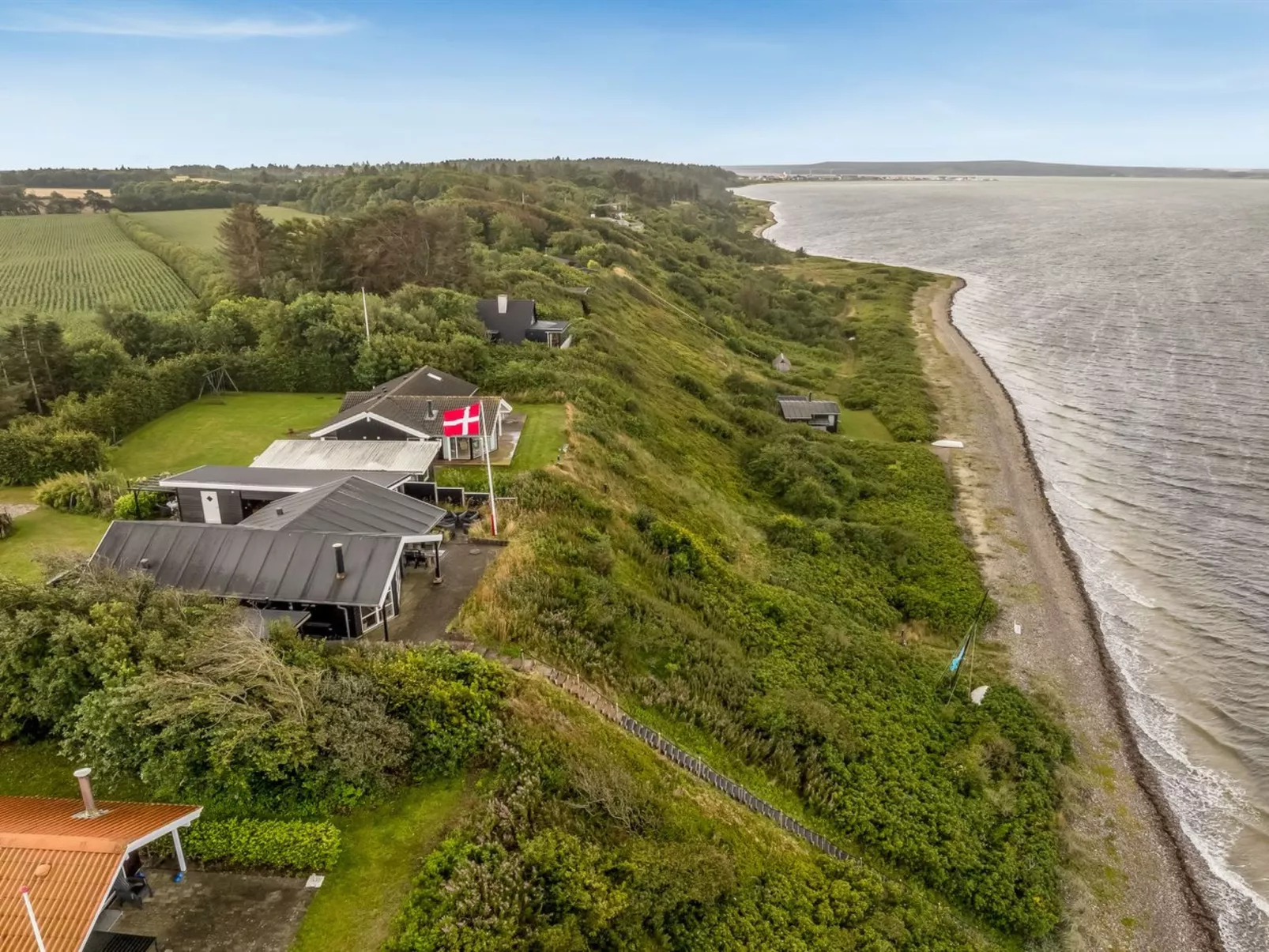 "Diderik" - 20m to the fjord