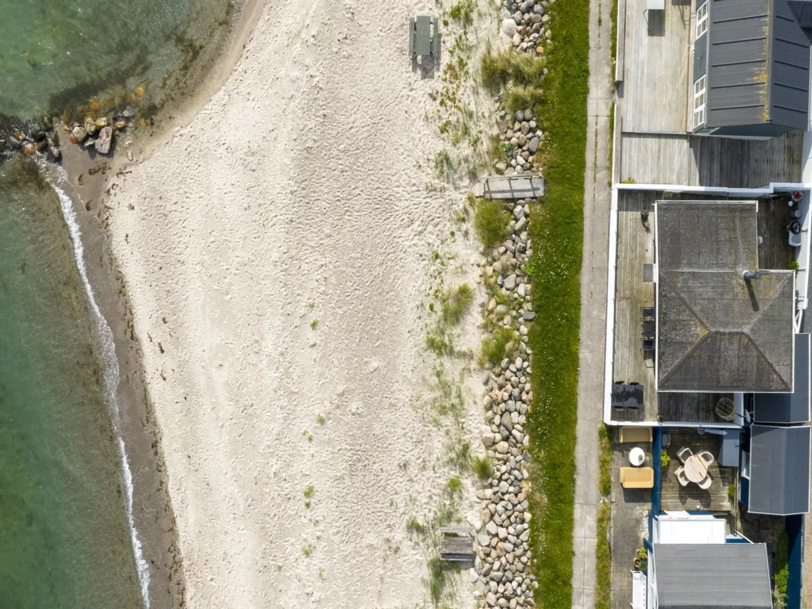 "Folkhart" - 10m from the sea