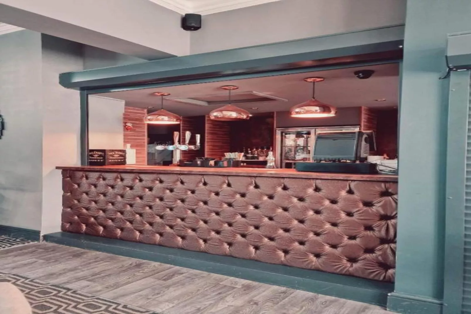 EN_SES015_Standard Single Room