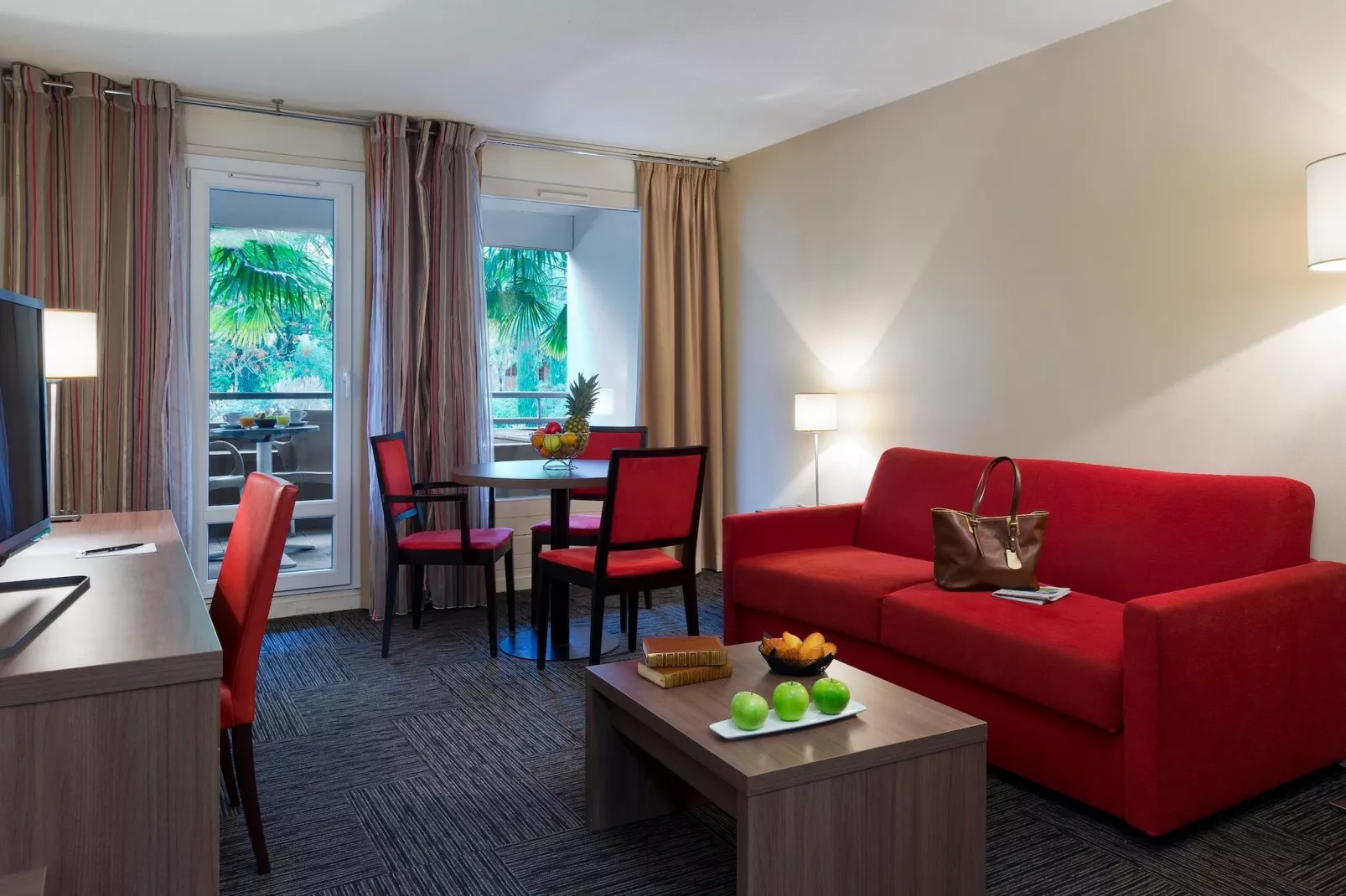 1-Bedroom Apartment park/pool view - LA RESERVE