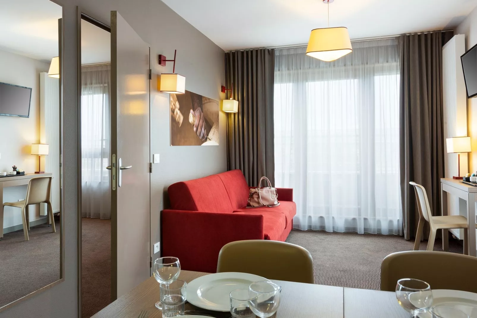 NEHÔ SUITES PORTE DE GENEVE - 1-Bedroom Apartment