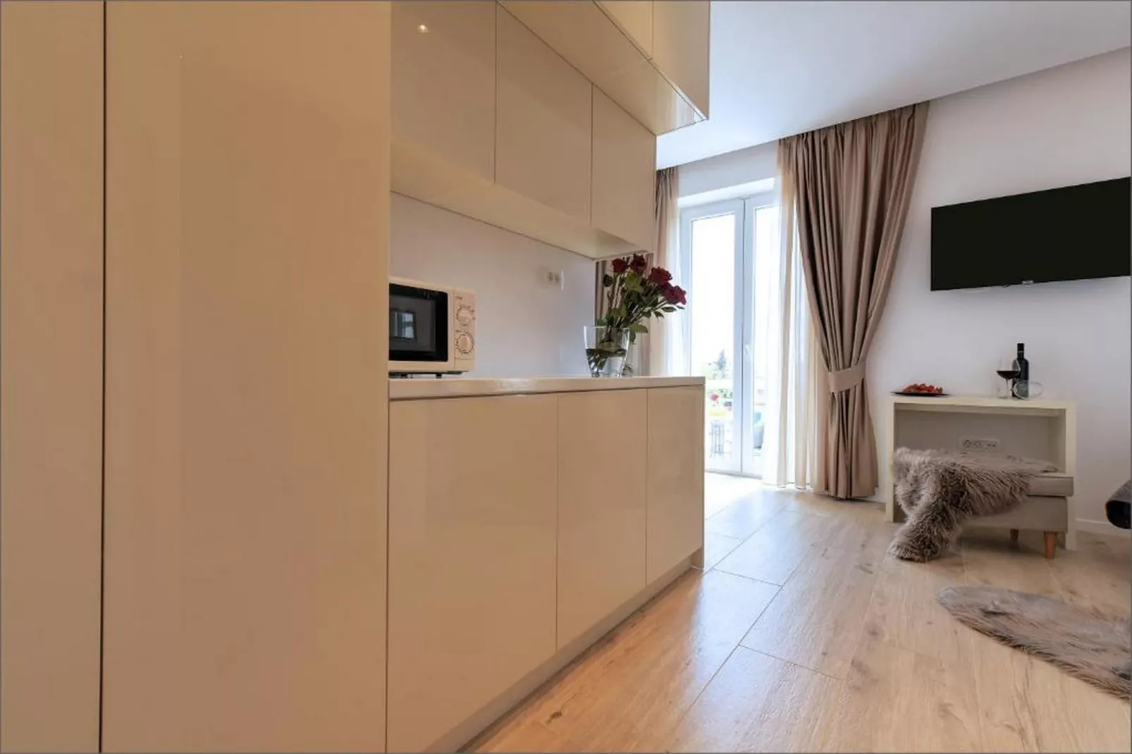 Deluxe Double Room with Balcony and Sea View (1)