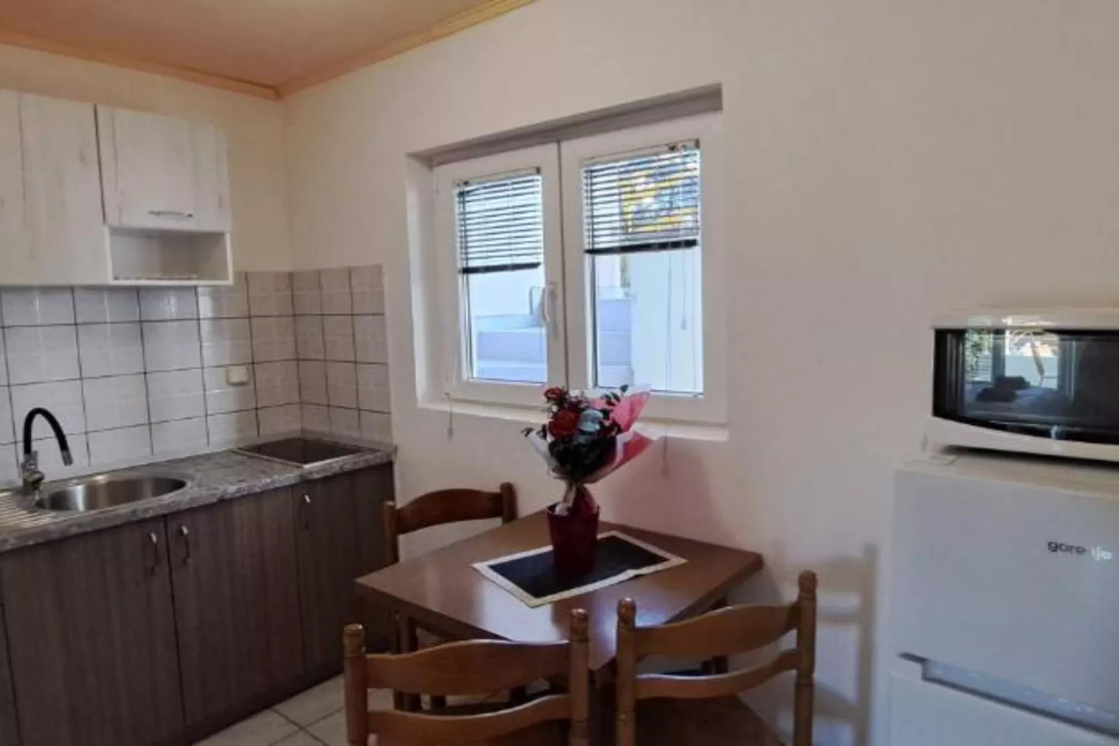 Apartments Natali - Studio Apartment with Balcony (APP1)