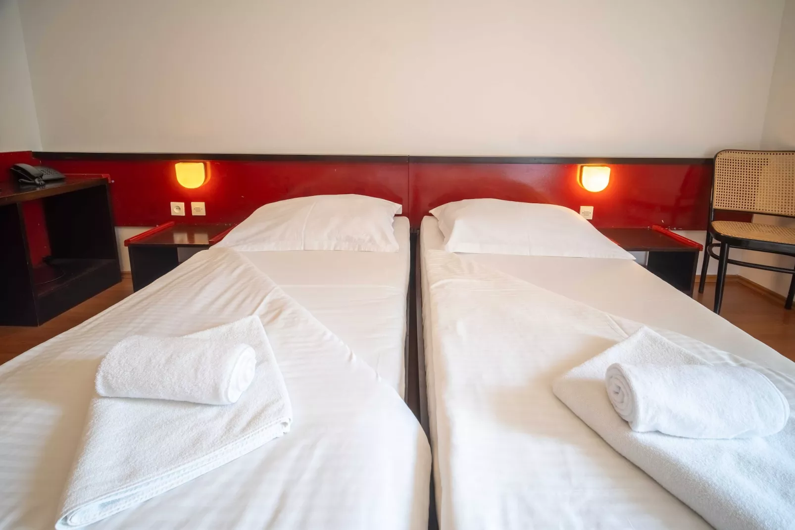 Hotel Issa - Double Room Park View 15