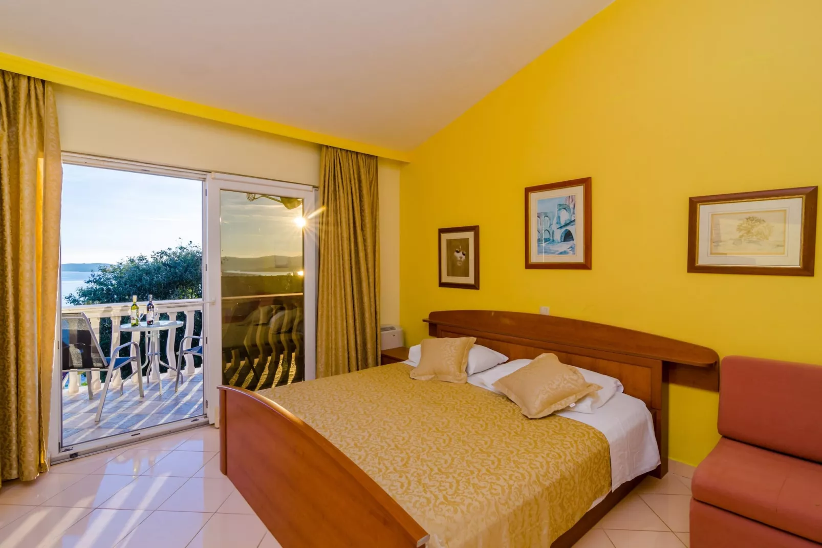 Hotel Pansion Villa Antonio - Two Bedroom Suite with Balcony and Garden View 18