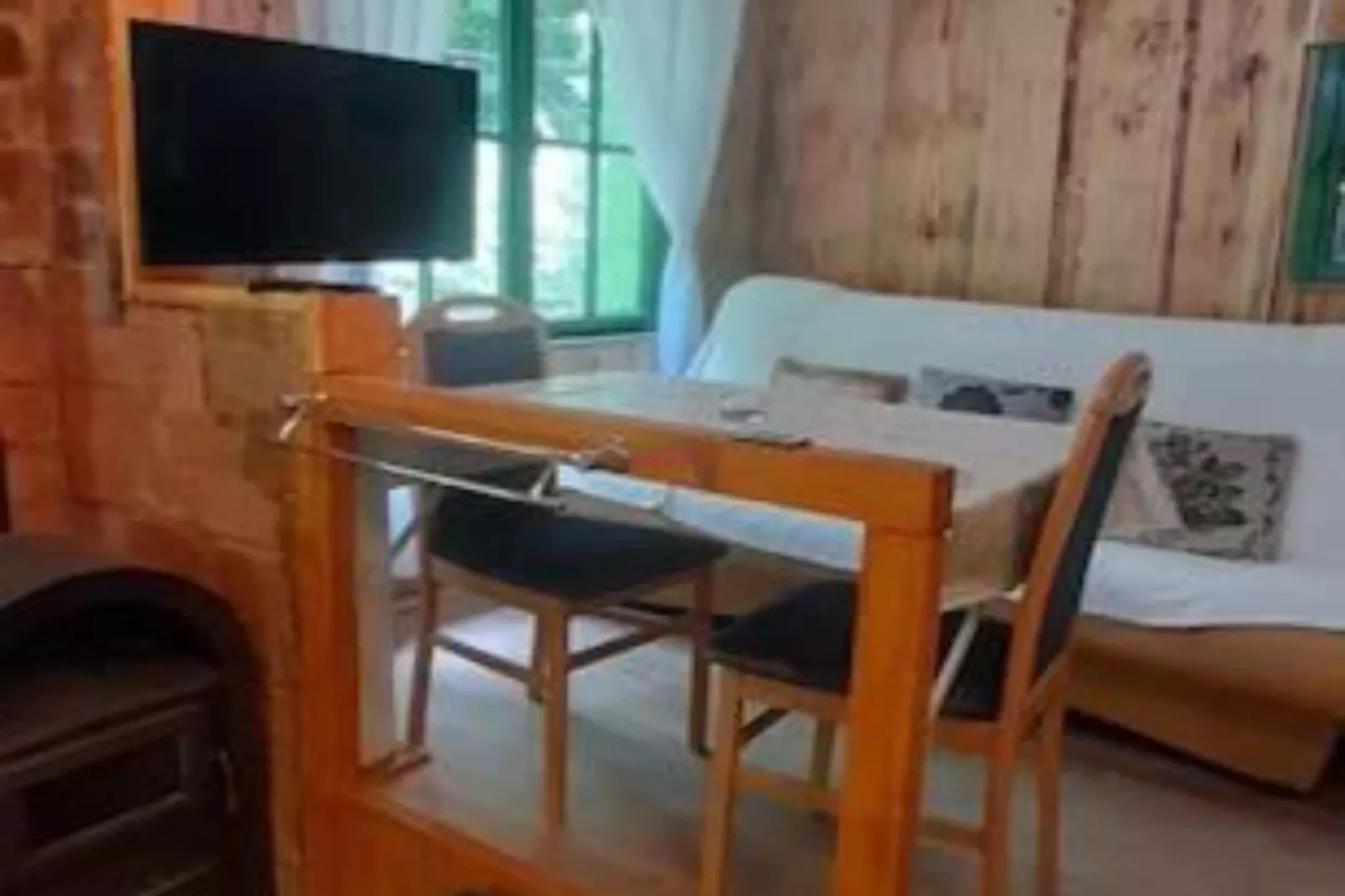 Holiday Home Green Side Cottage - Two Bedroom Holiday Home