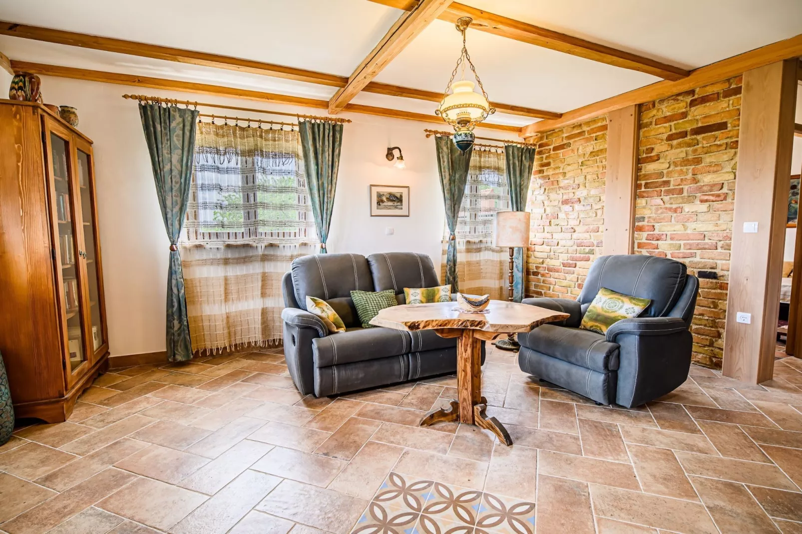 Hidden Authentic Haven Apartments - Two Bedroom Apartment with Balcony