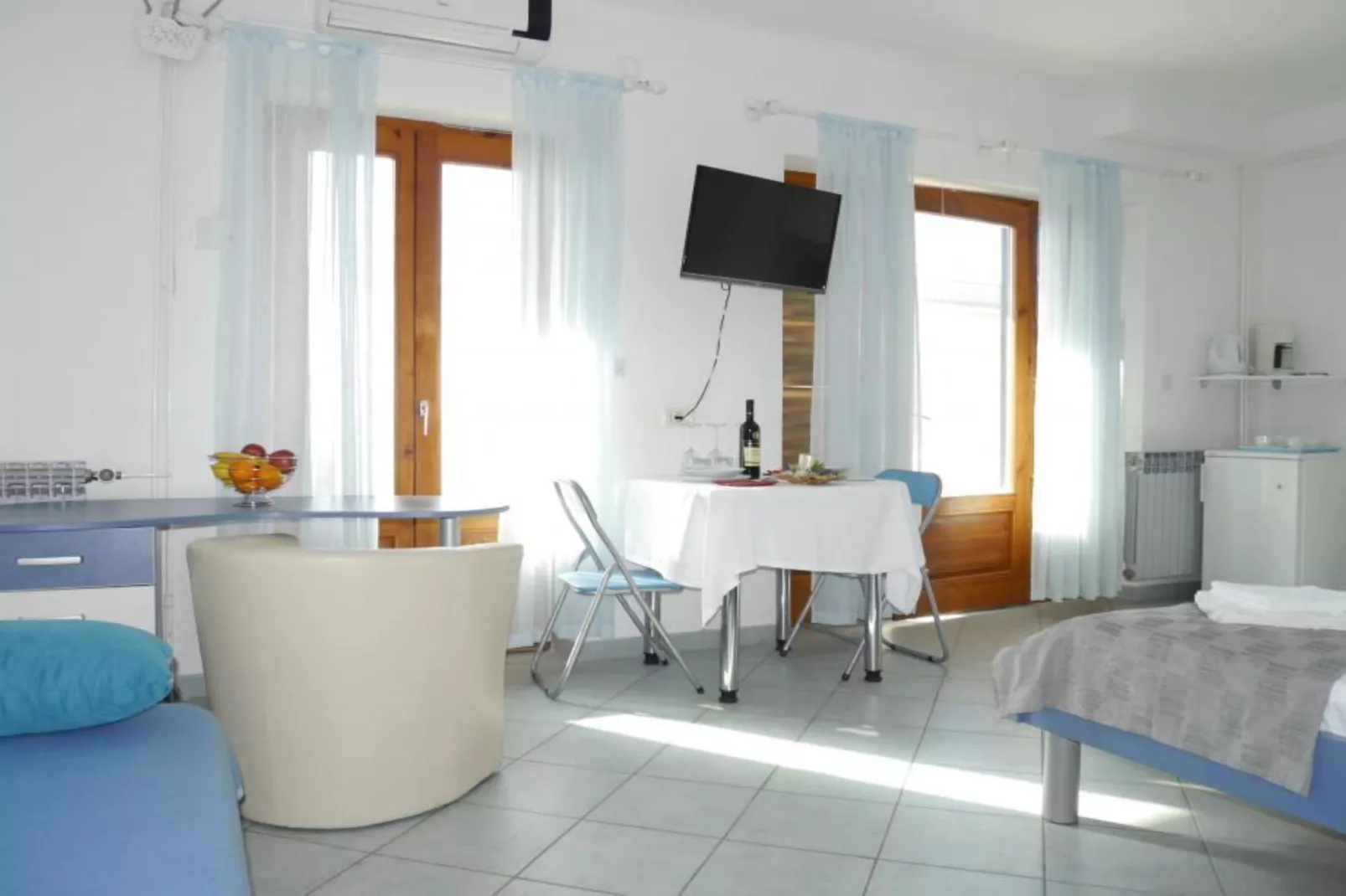 Dugi Rat Seaside Apartments - Studio Apartment 2