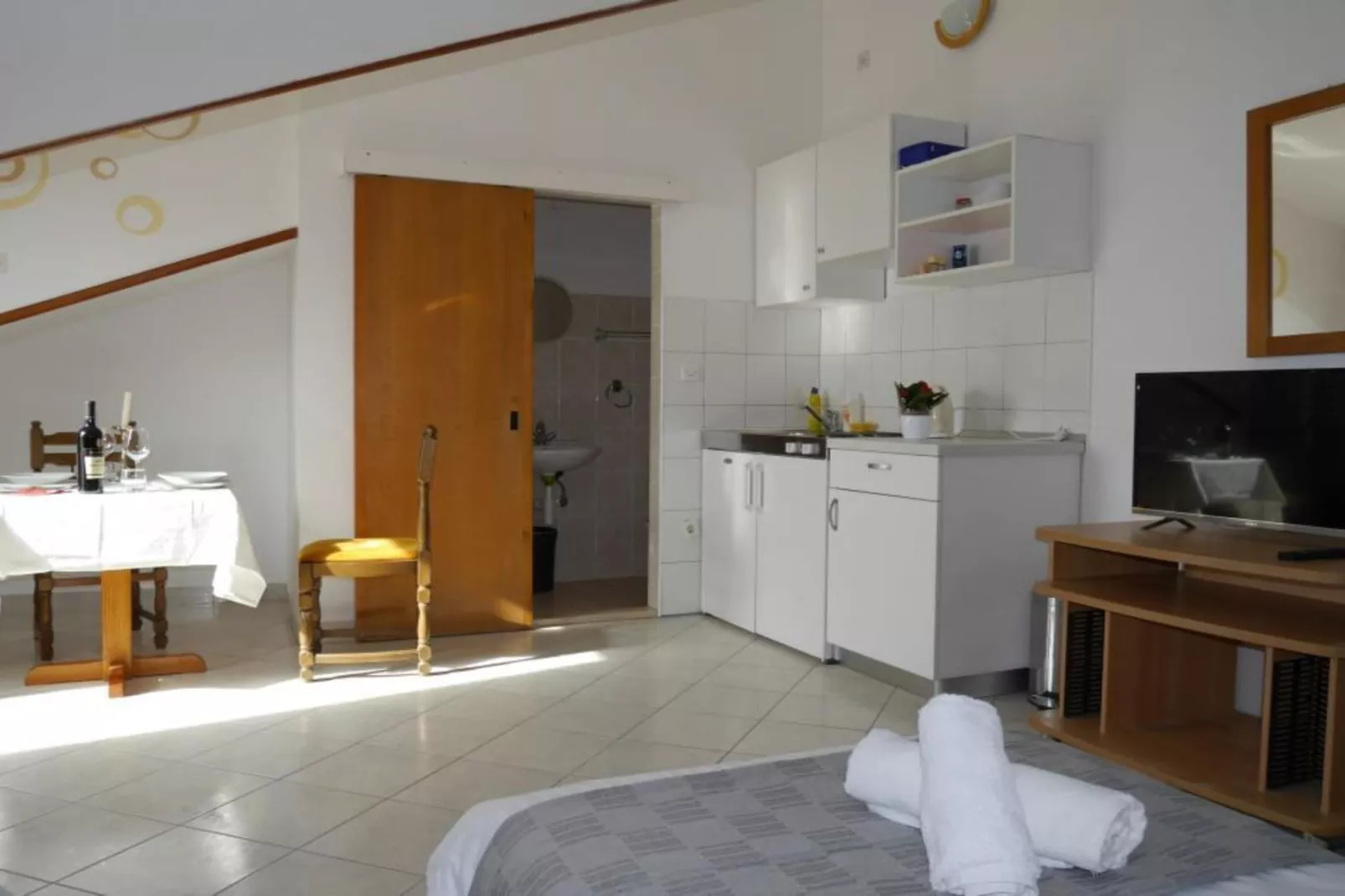 Dugi Rat Seaside Apartments - Studio Apartment 5