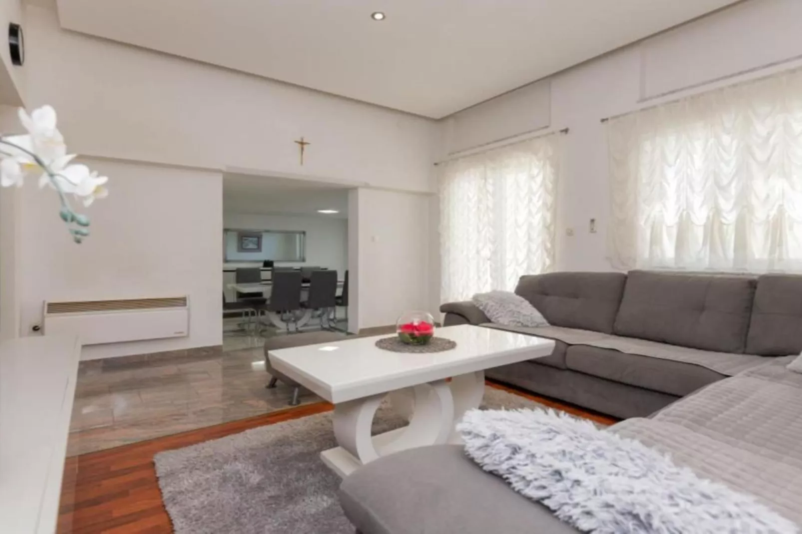 Beautiful Haven Villas - Villa Ante with Outdoor Pool